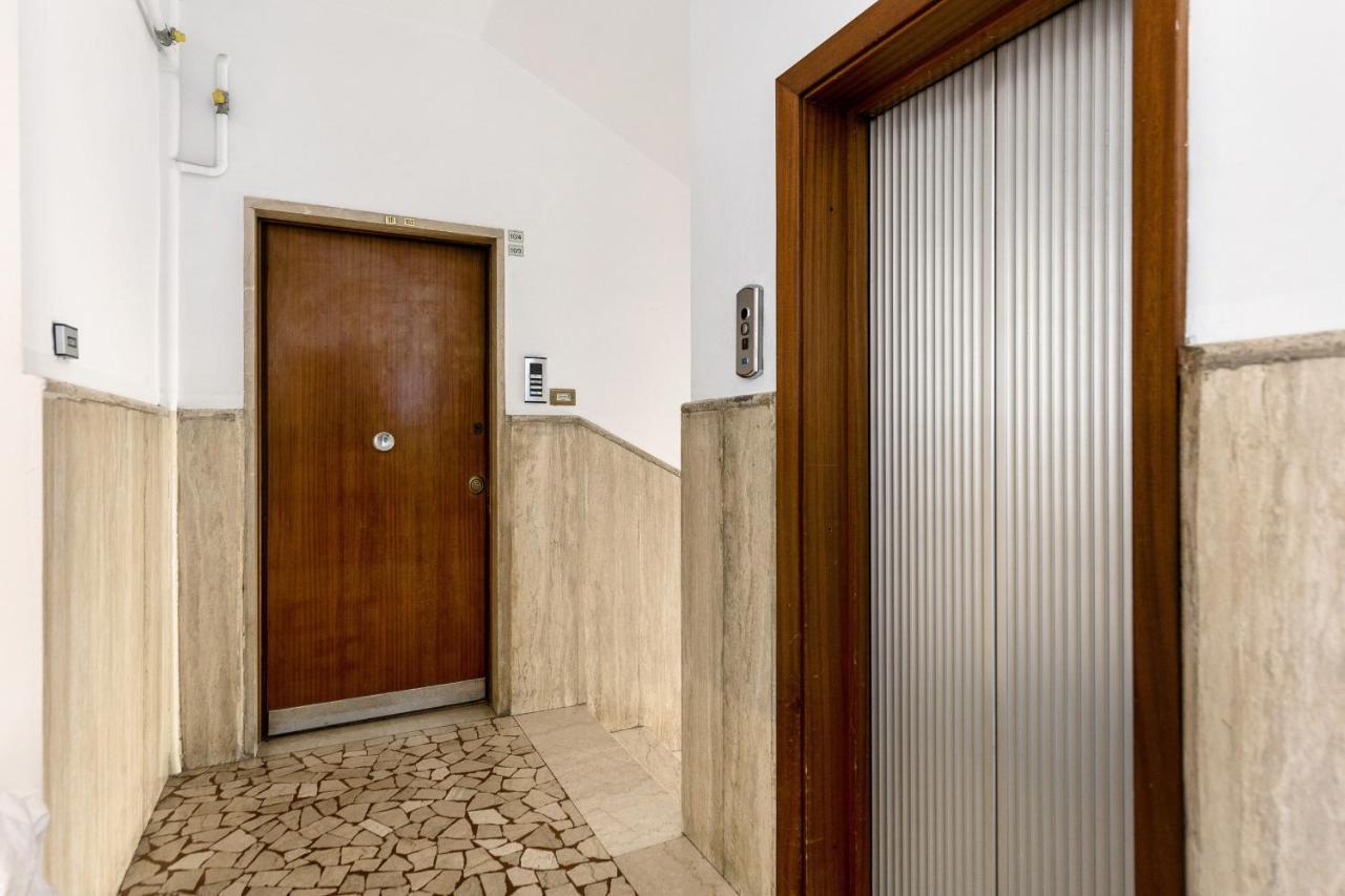Delia'S Studios In The City Center By Wonderful Italy Bologna Buitenkant foto